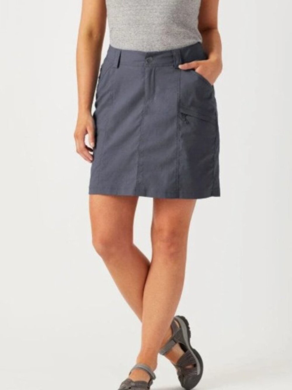 Duluth Trading Co Women's Size 4 Dry on the Fly Skort Dark Gray Ink Pockets